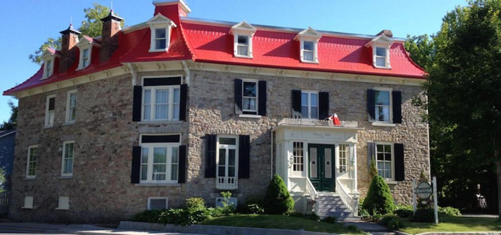 Bed and Breakfast Chrysler House à Gananoque Extérieur photo