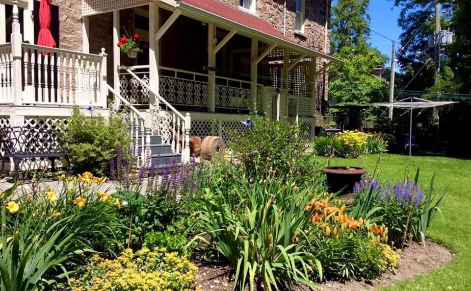 Bed and Breakfast Chrysler House à Gananoque Extérieur photo