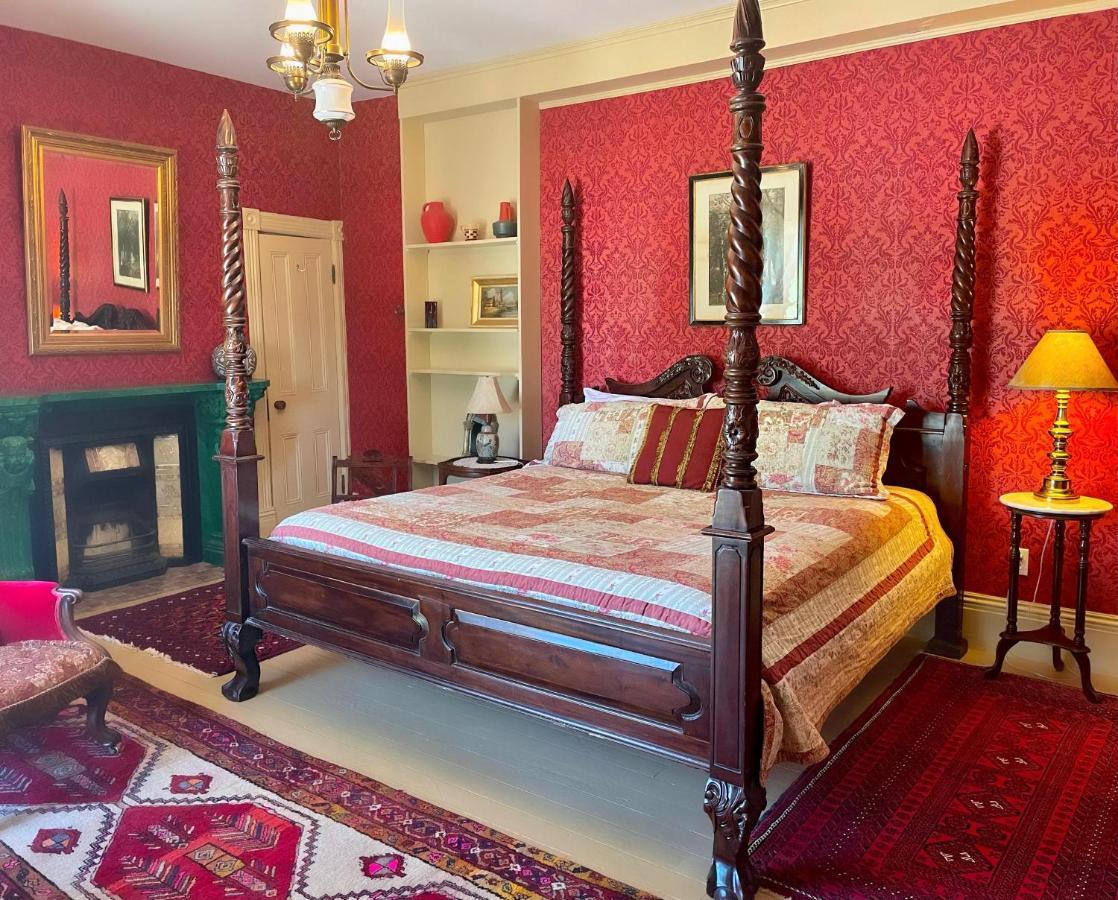 Bed and Breakfast Chrysler House à Gananoque Extérieur photo